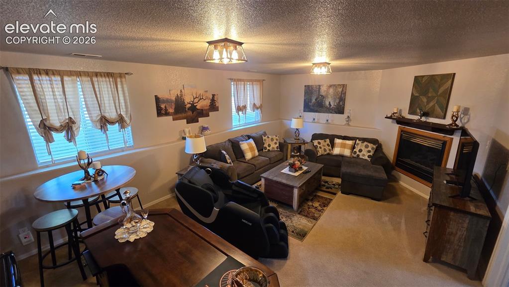 Image 19 of 30: Living Room