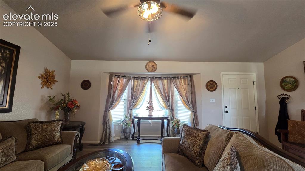Image 6 of 30: Living Room