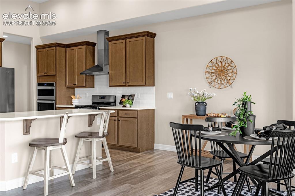 Image 13 of 48: Kitchen