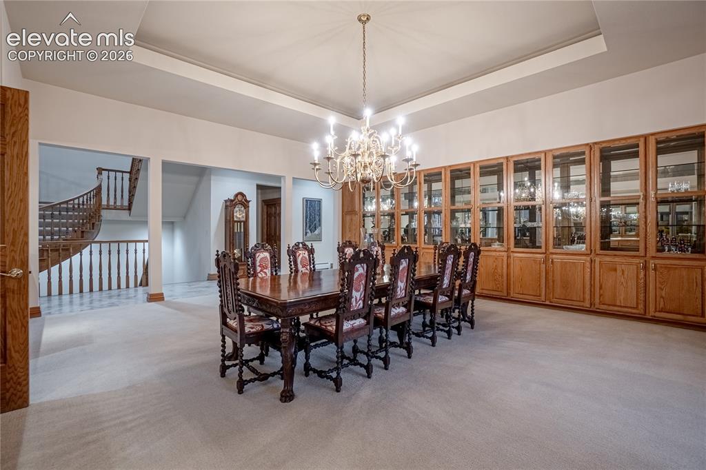 Image 14 of 28: Dining Area