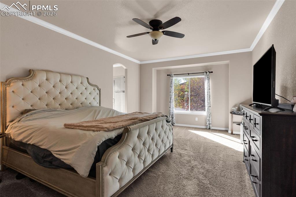 Image 11 of 39: Bedroom