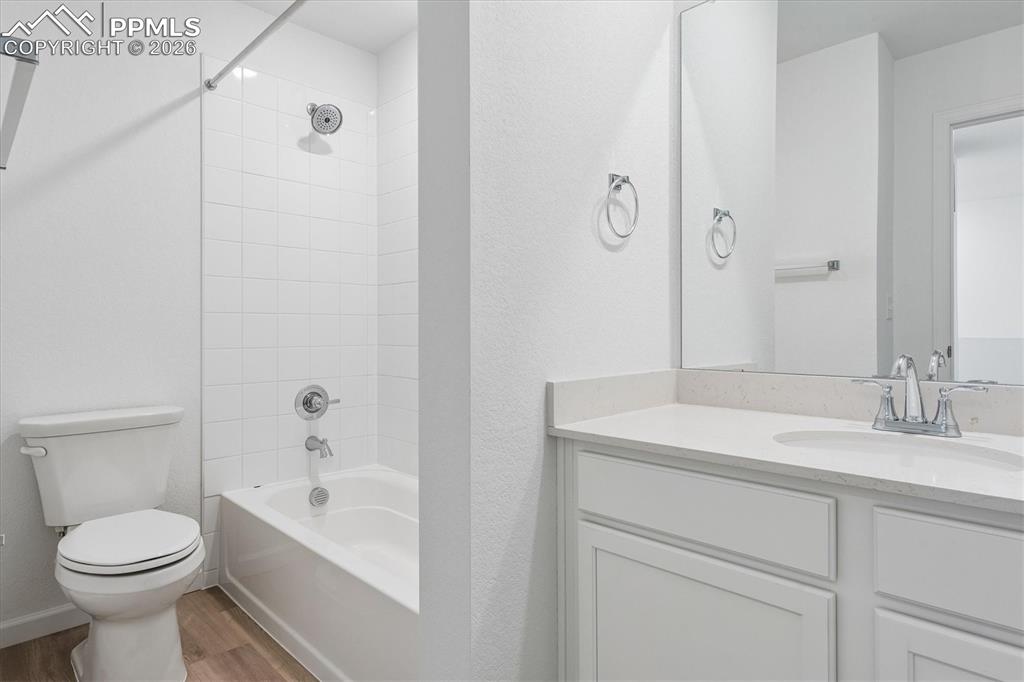 Image 14 of 18: No Description Available