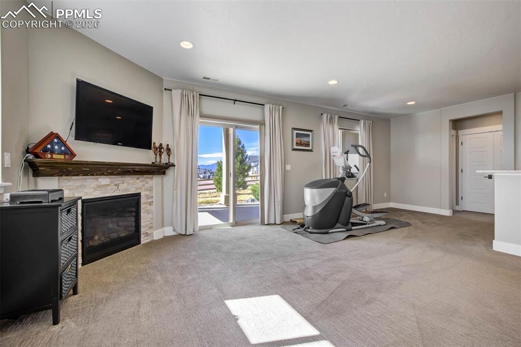 Image 32 of 50: Exercise Room