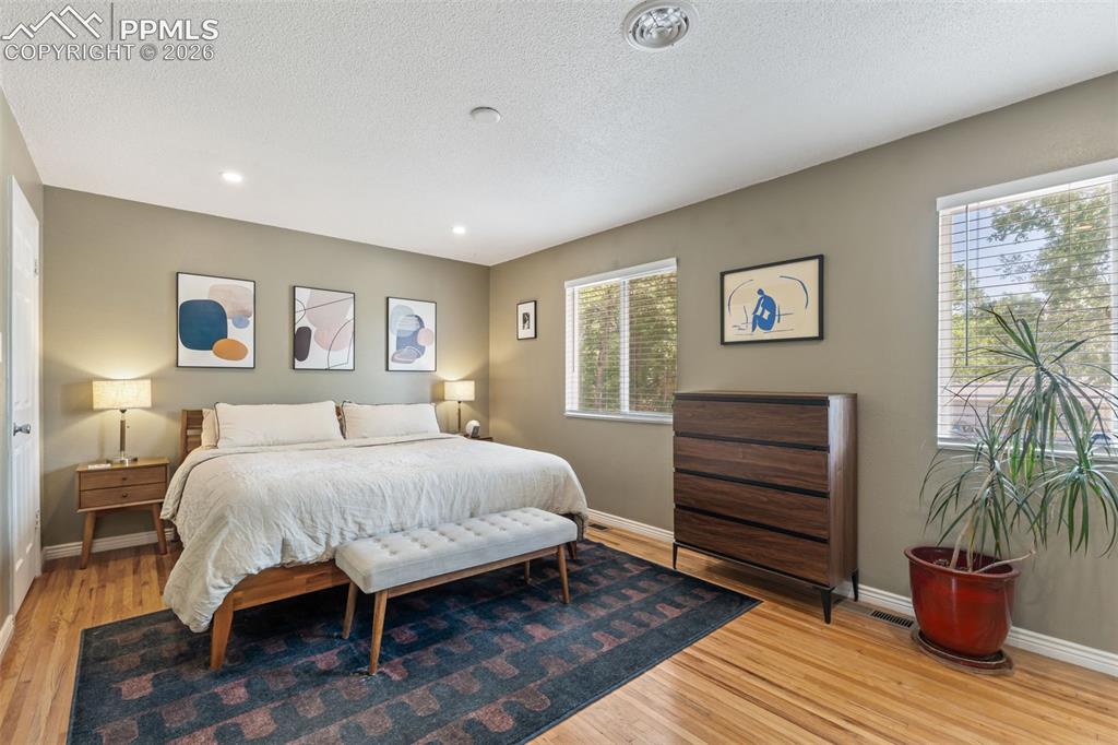 Image 20 of 34: Upper level Master bedroom