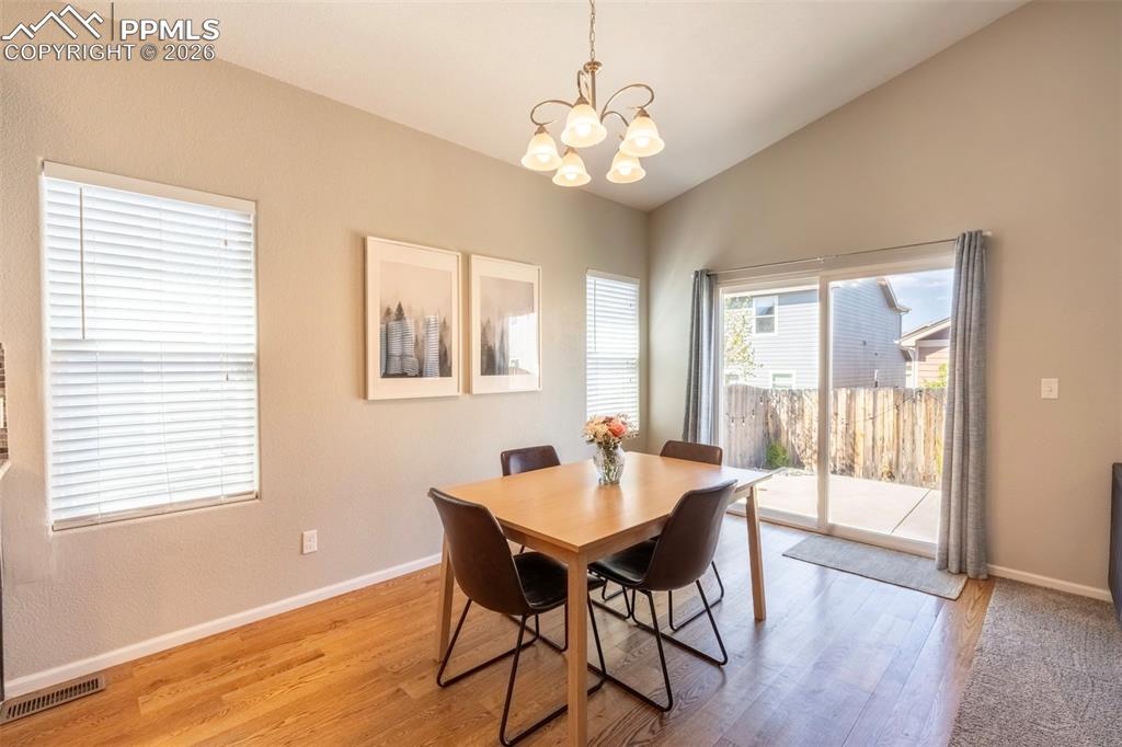 Image 12 of 39: Dining Area