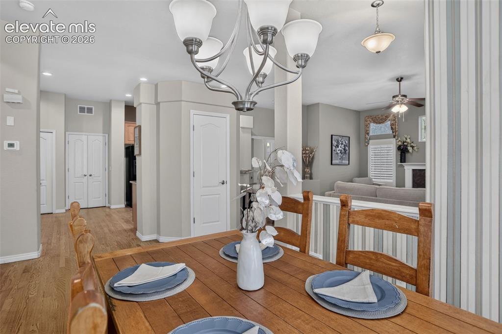 Image 20 of 44: Dining Area