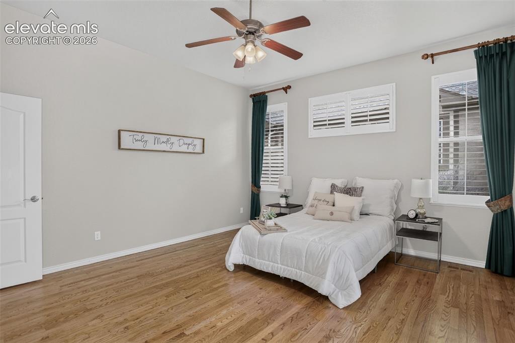 Image 21 of 44: Master Bedroom