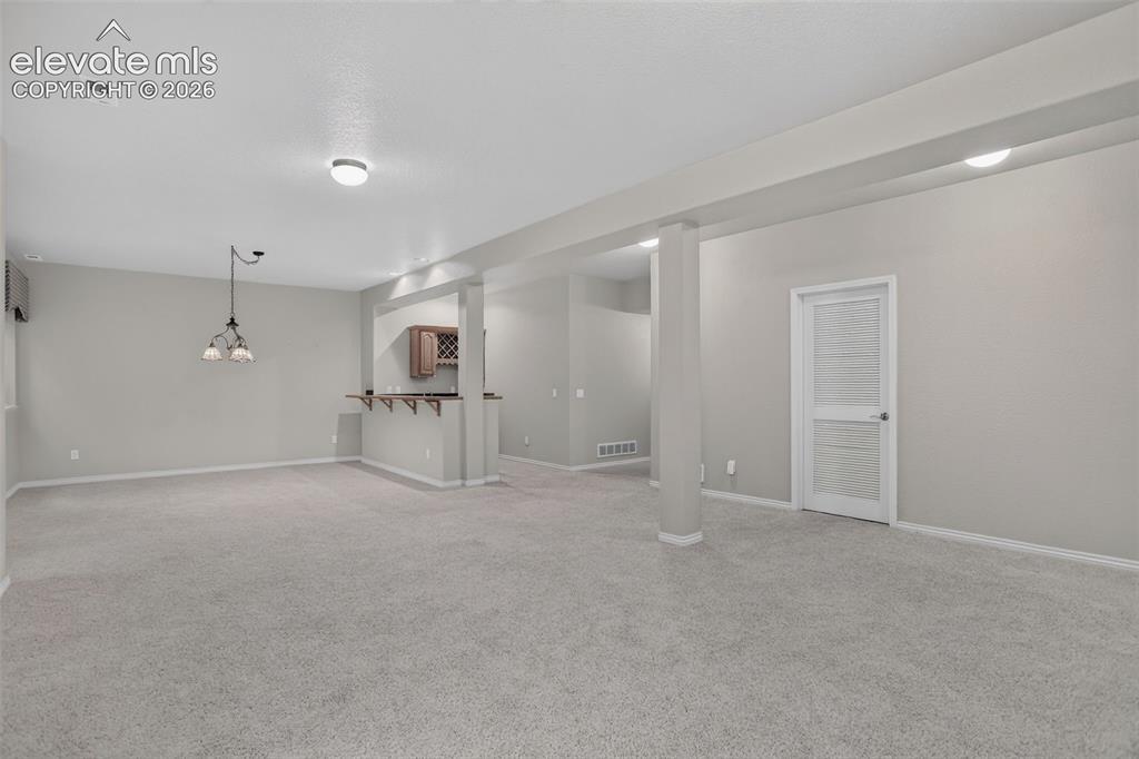 Image 33 of 44: Family Room