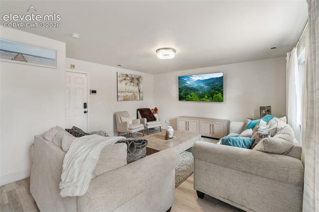 Image 16 of 50: Family Room