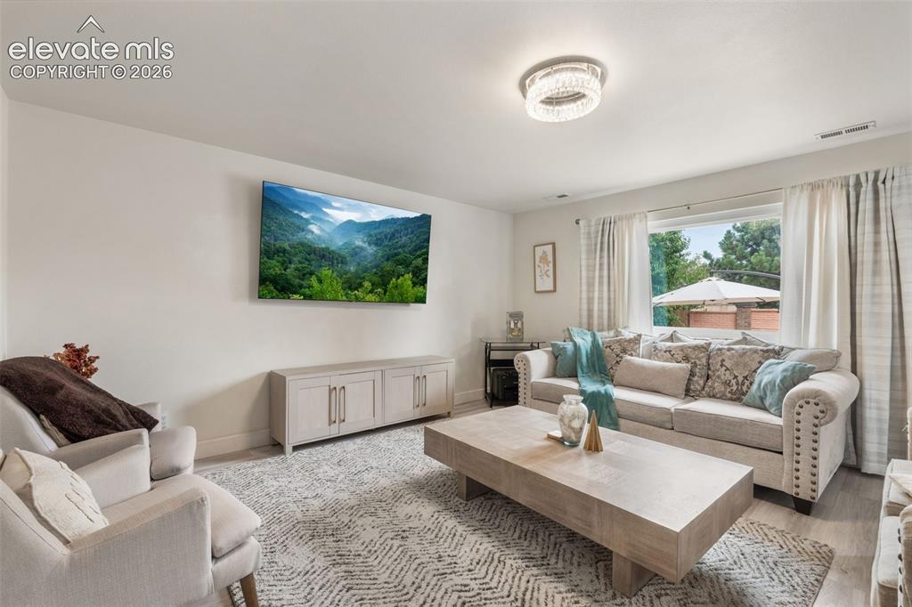 Image 17 of 50: Family Room
