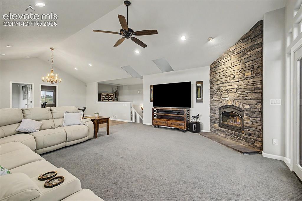 Image 9 of 50: Living Room