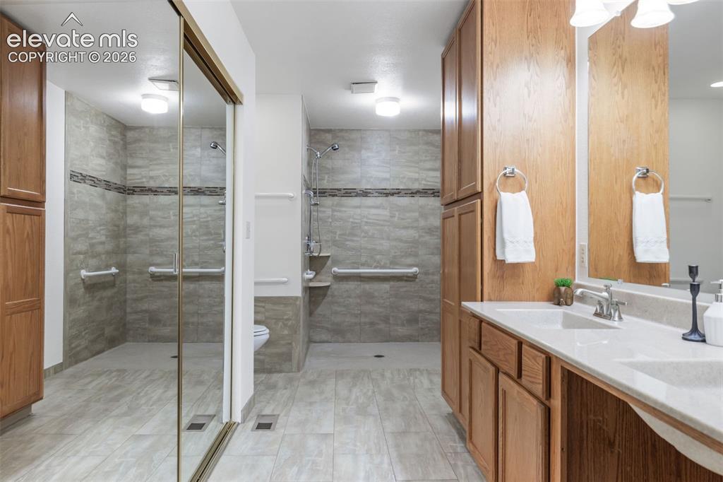 Image 18 of 29: wheelchair accessible