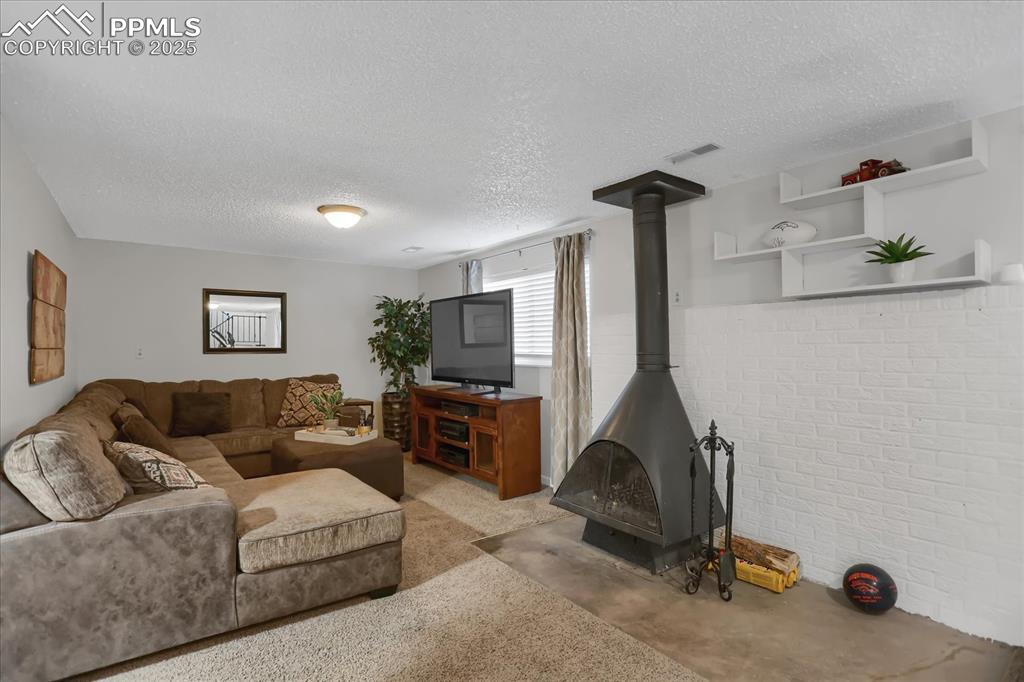 Image 20 of 47: Family Room