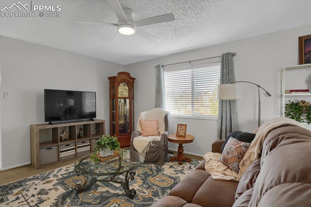 Image 7 of 47: Living Room