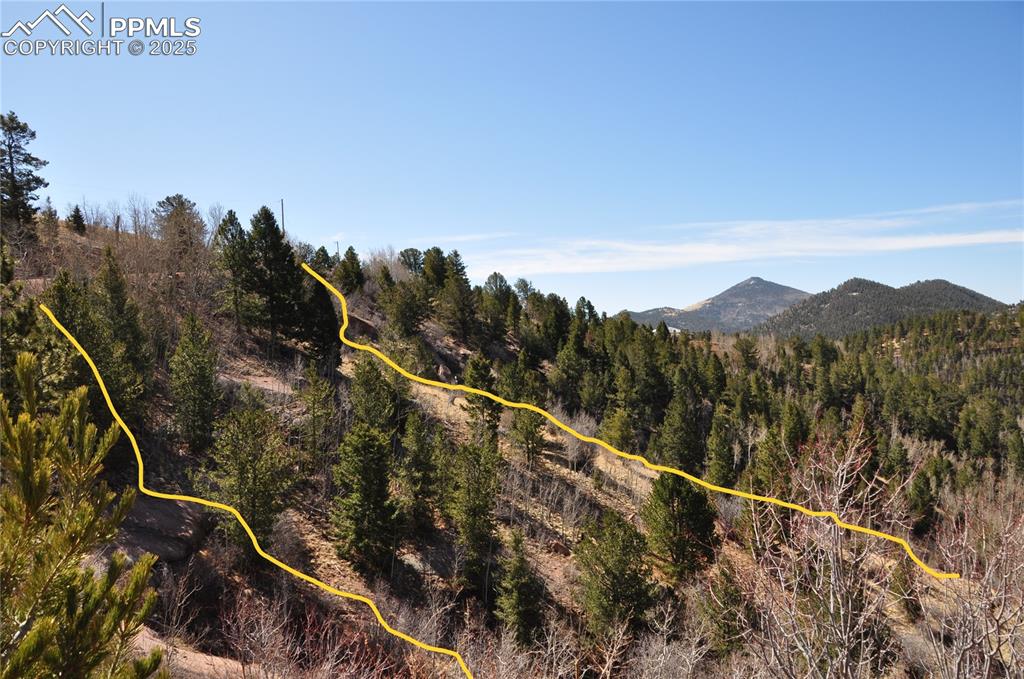 Image 5 of 10: Property Lines are approximate and not a survey