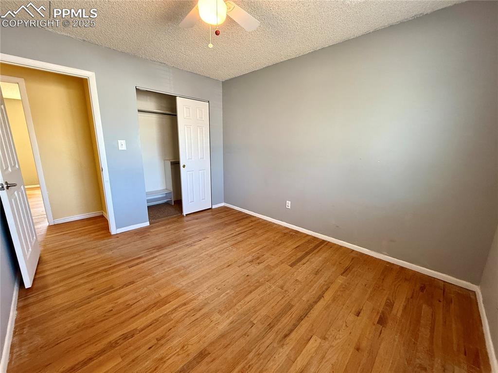 Image 21 of 40: Upper Bedroom
