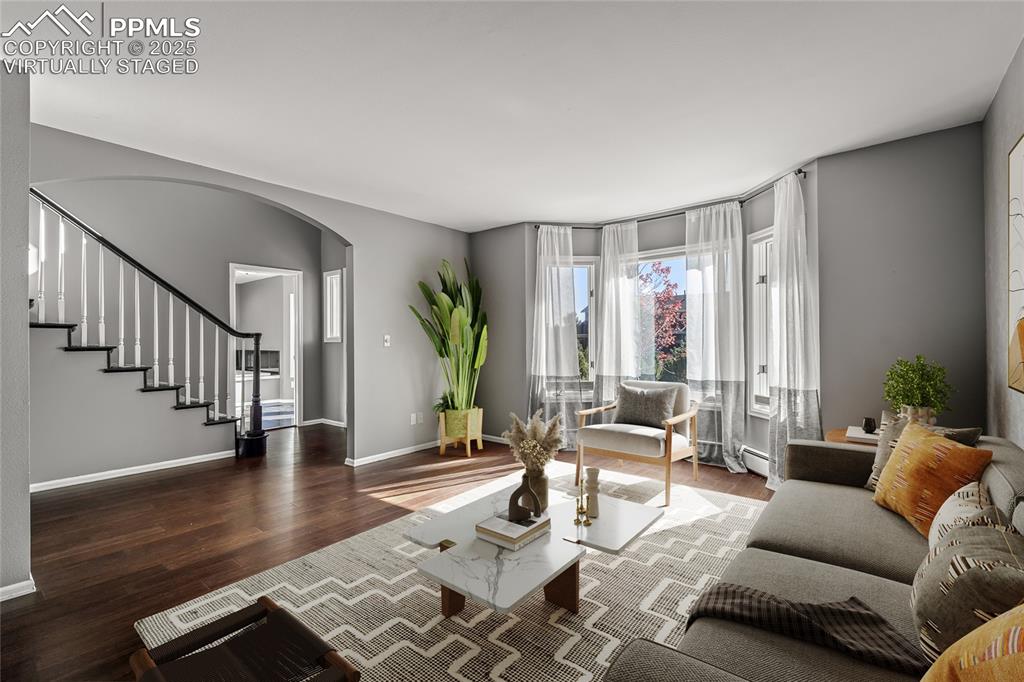 Image 4 of 50: Virtually staged