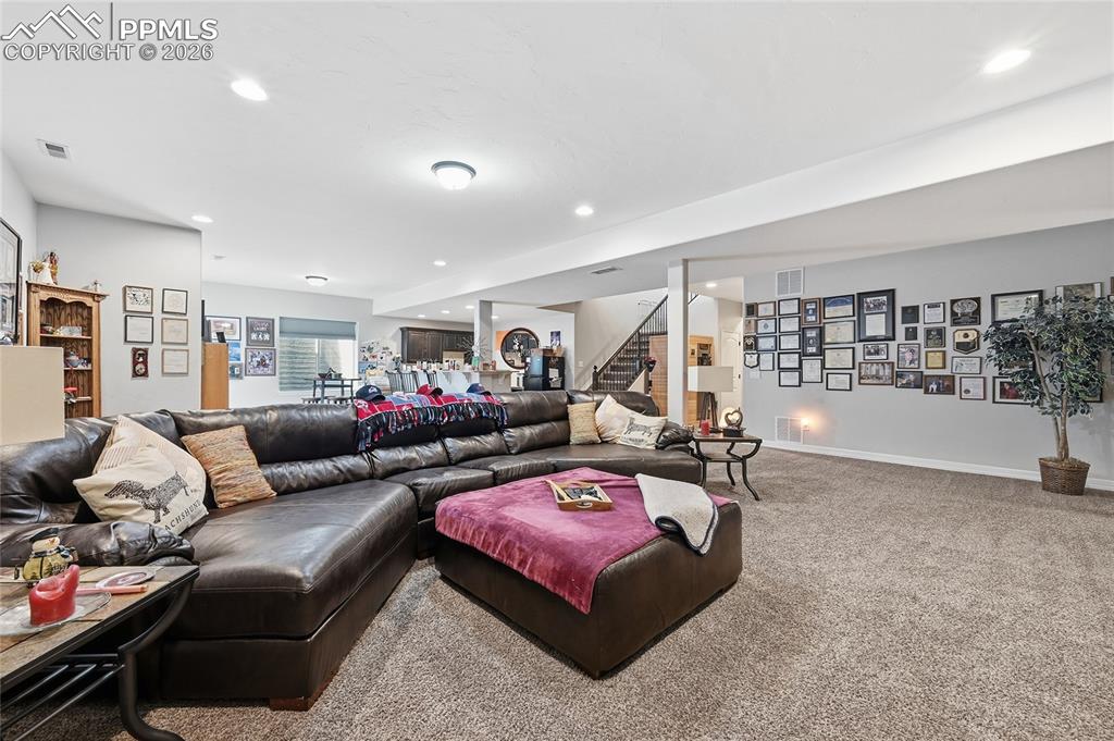 Image 24 of 43: Living Room