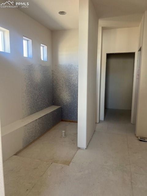 Image 12 of 16: Bathroom