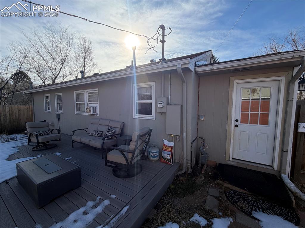 Image 19 of 19: Back of Structure