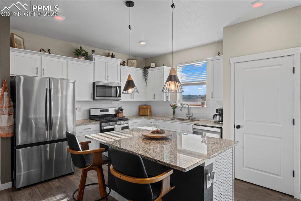 Image 12 of 43: Kitchen