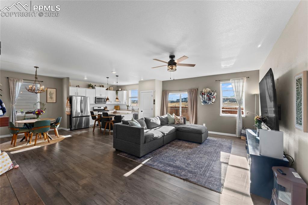 Image 4 of 43: Living Room