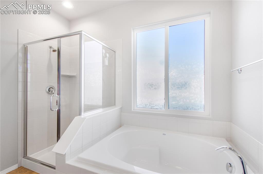 Image 22 of 41: Master Bathroom