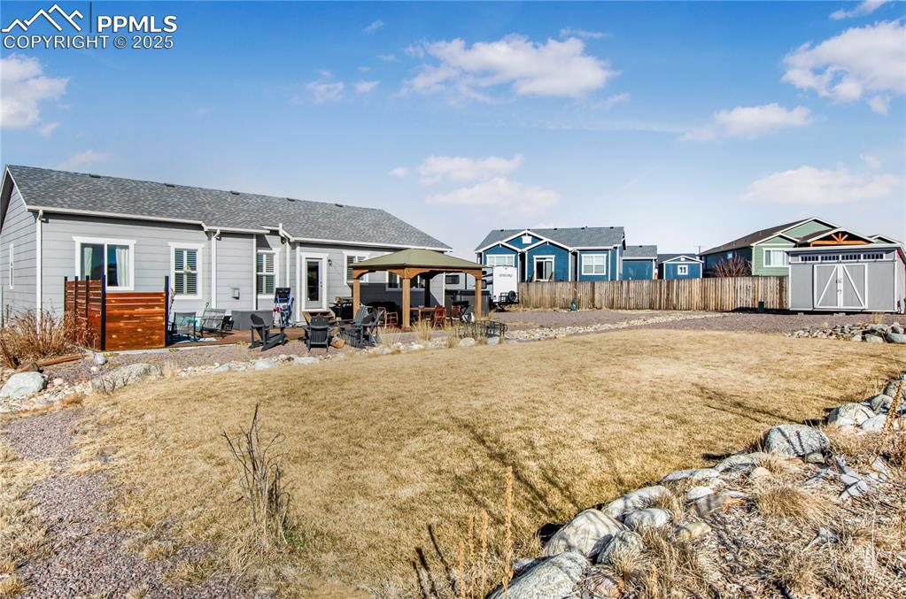 Image 37 of 41: Back of Structure