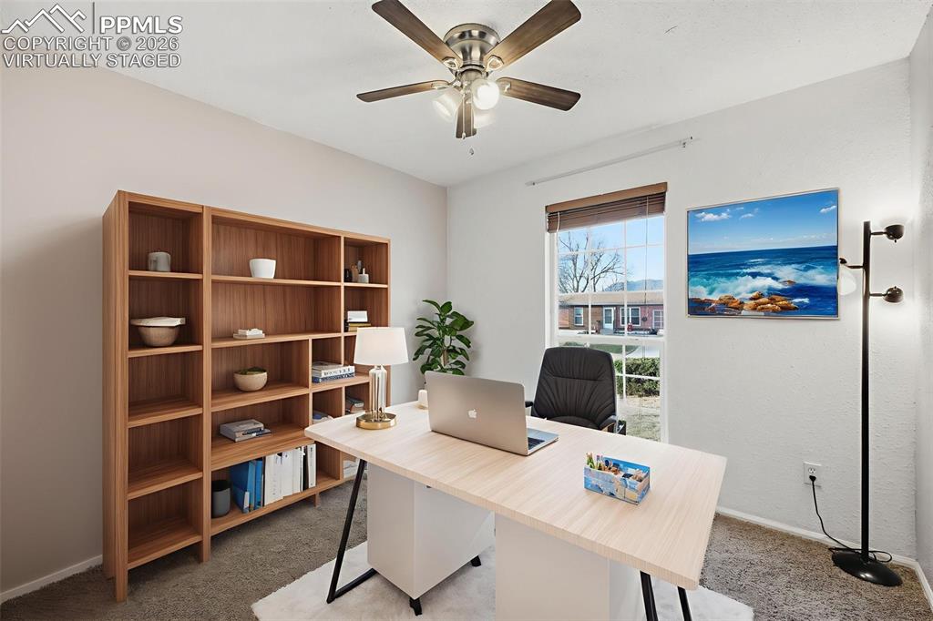 Image 9 of 32: Virtually Staged