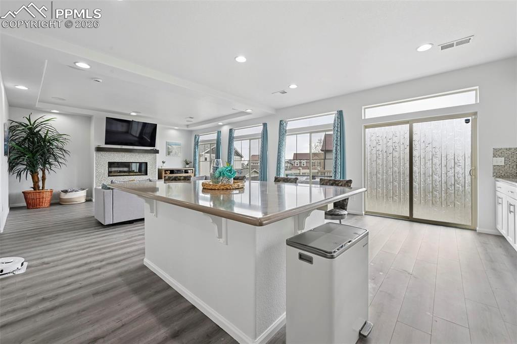 Image 6 of 29: Kitchen