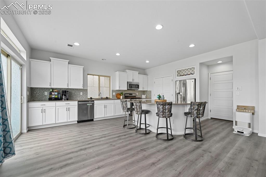 Image 7 of 29: Kitchen