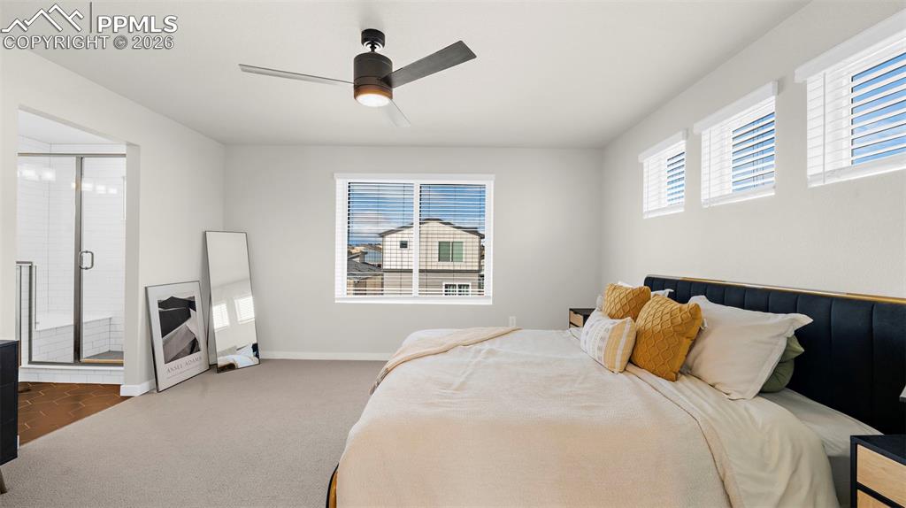 Image 21 of 36: Bedroom