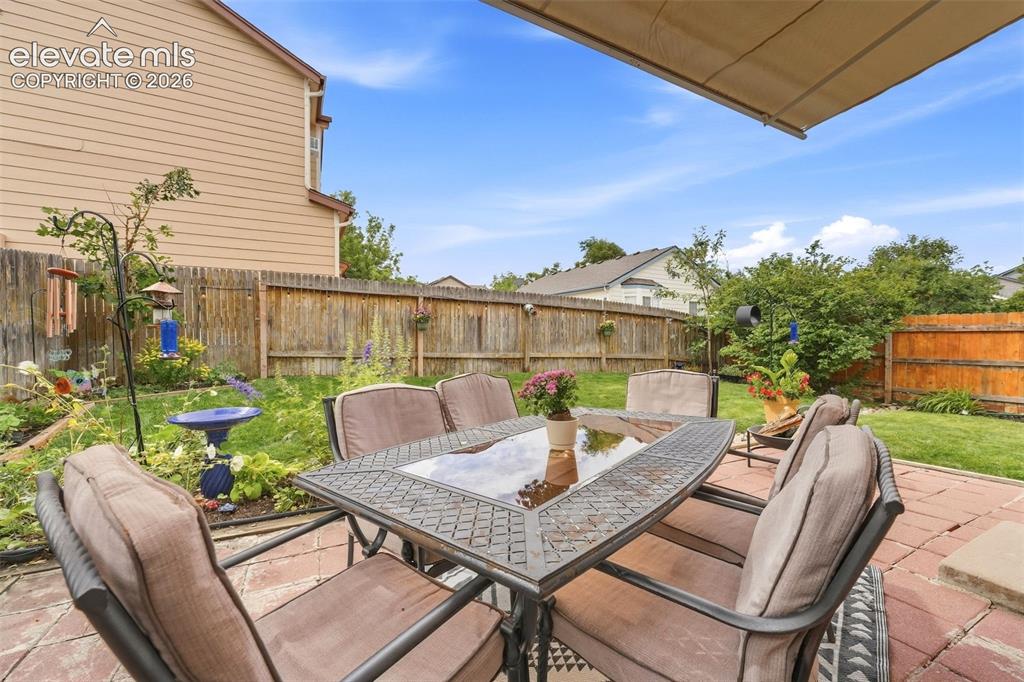 Image 16 of 41: Patio
