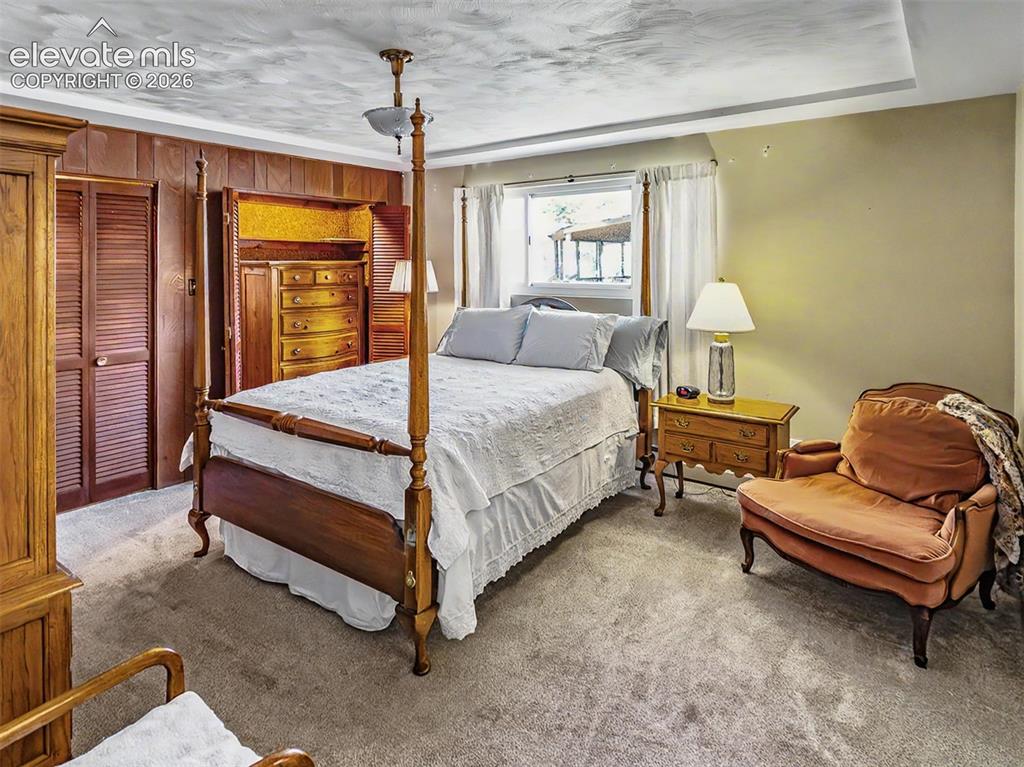 Image 10 of 27: Master with walk-in closets