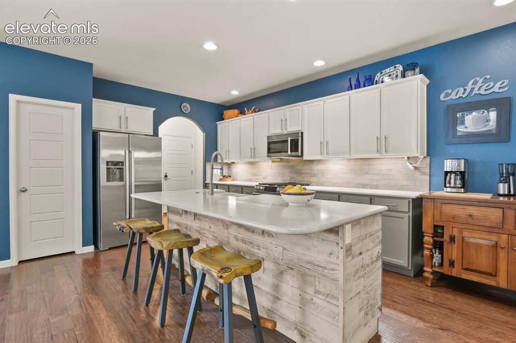 Image 12 of 47: Kitchen