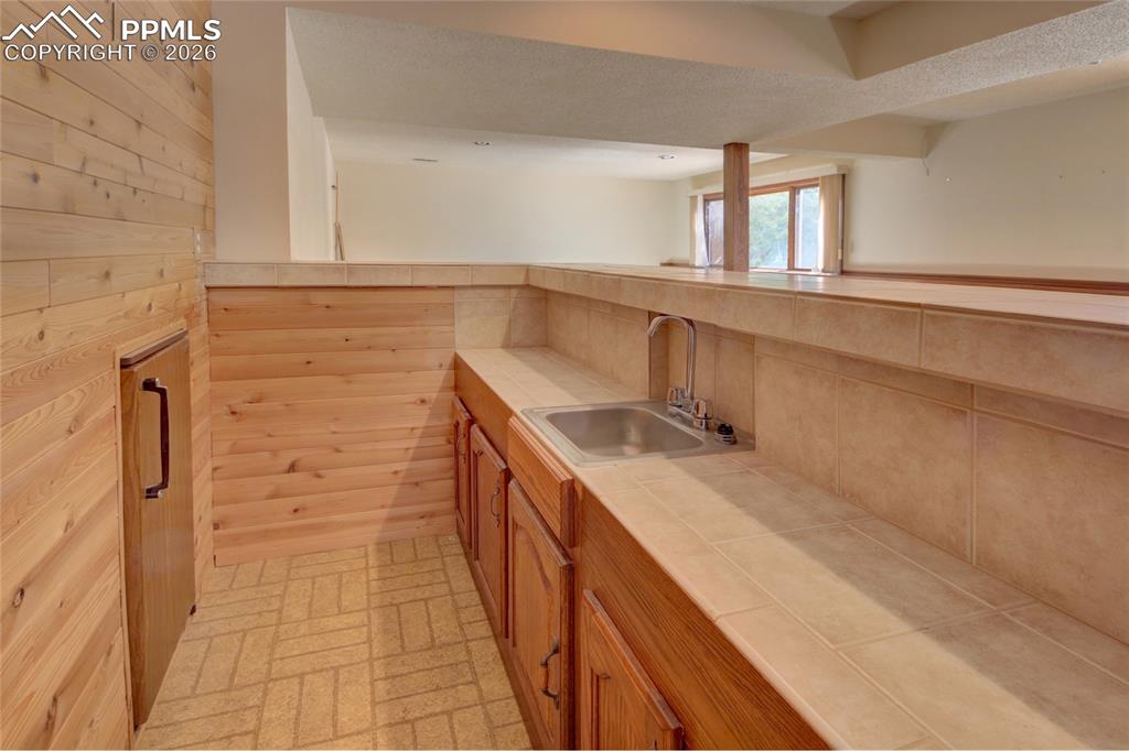 Image 25 of 50: Basement