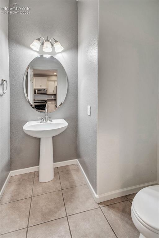 Image 14 of 30: Bathroom