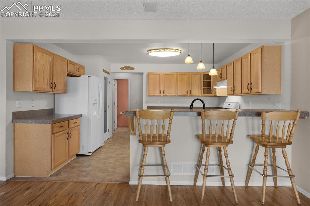 Image 15 of 50: Living Room