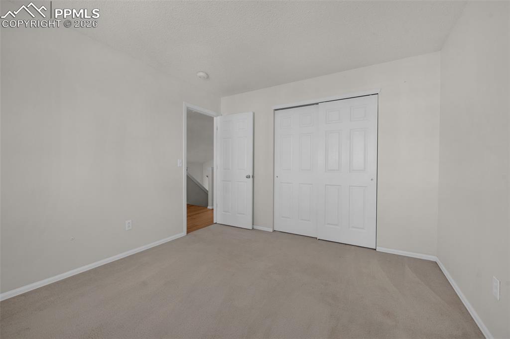 Image 33 of 50: Bathroom