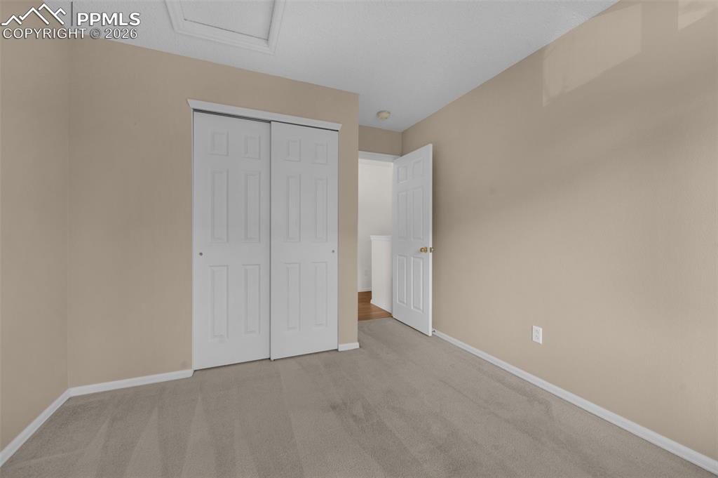 Image 38 of 50: Bathroom