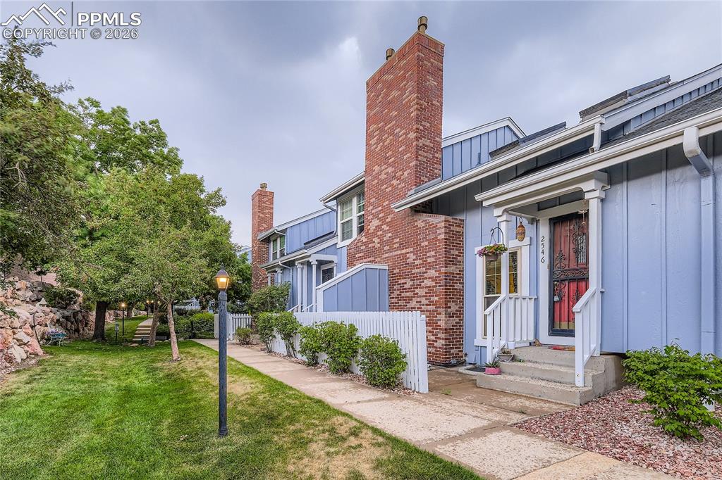 Image 2 of 28: Front of Structure