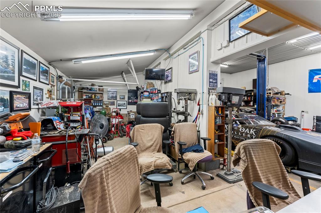 Image 12 of 42: Mechanics shop office 