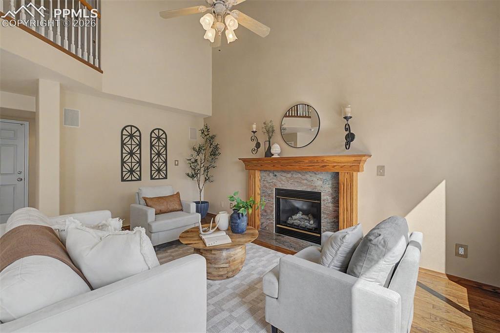 Image 17 of 48: Living Room