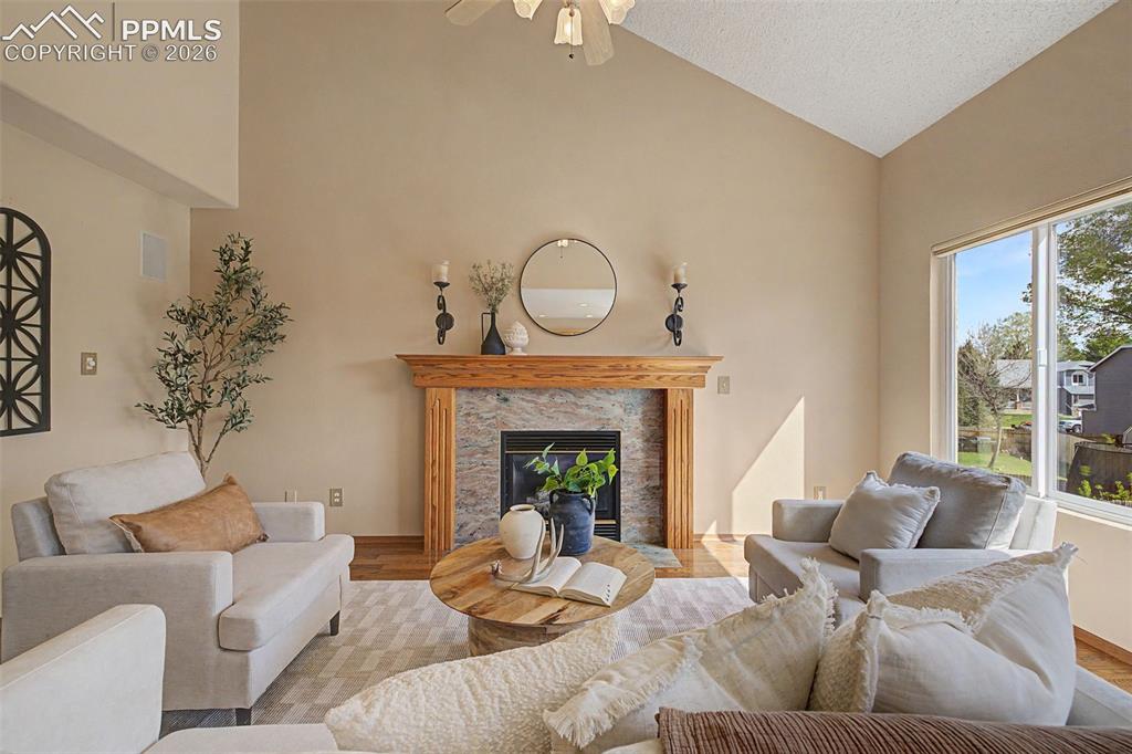 Image 18 of 48: Living Room