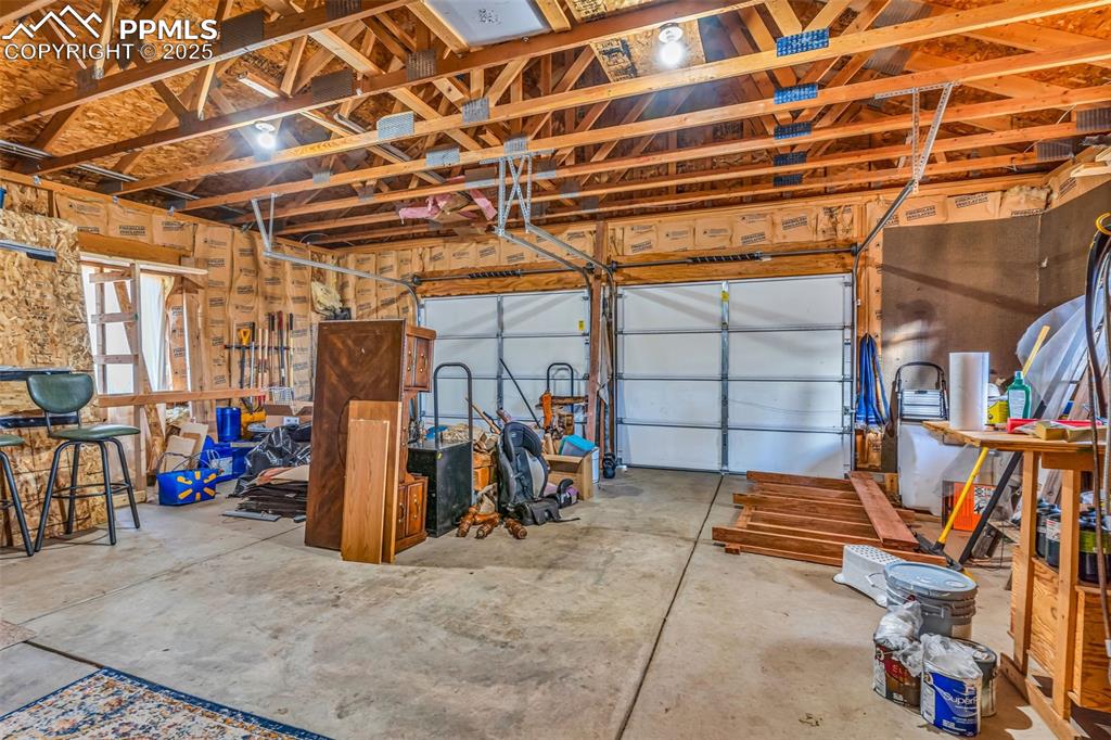 Image 31 of 50: View of garage