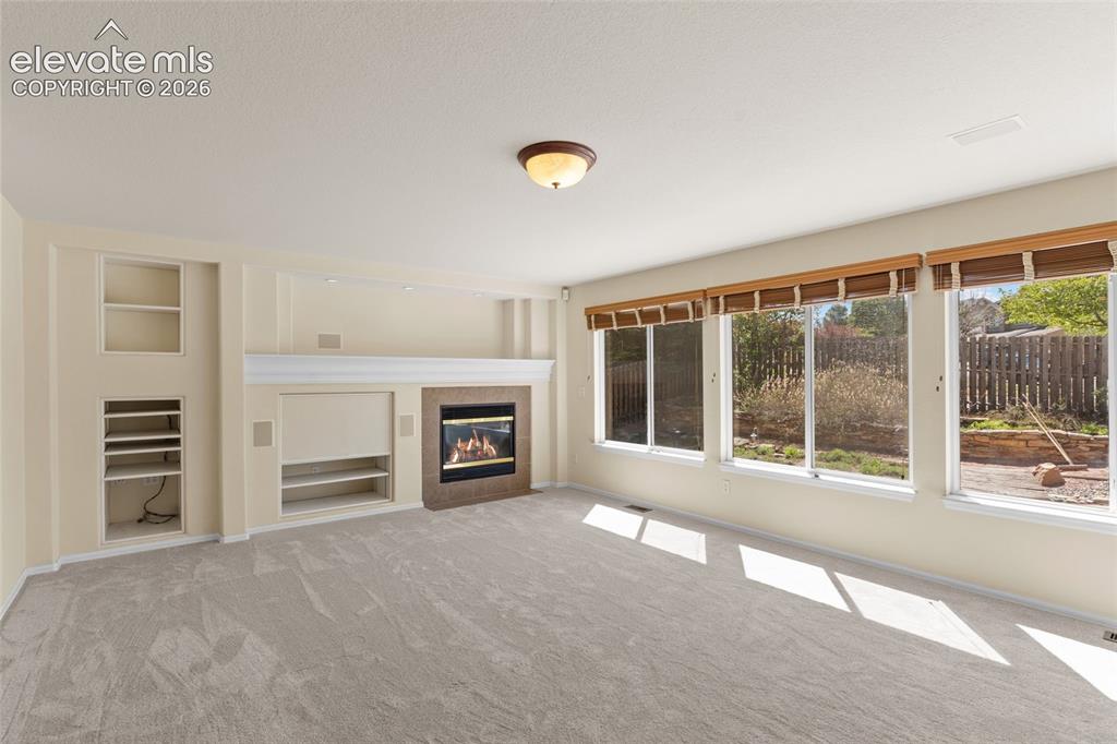 Image 15 of 43: Living Room