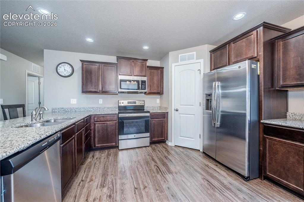 Image 3 of 13: Kitchen