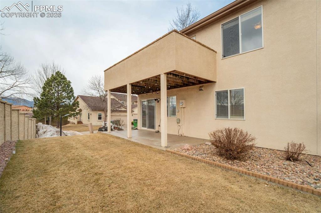 Image 41 of 50: Back of Structure