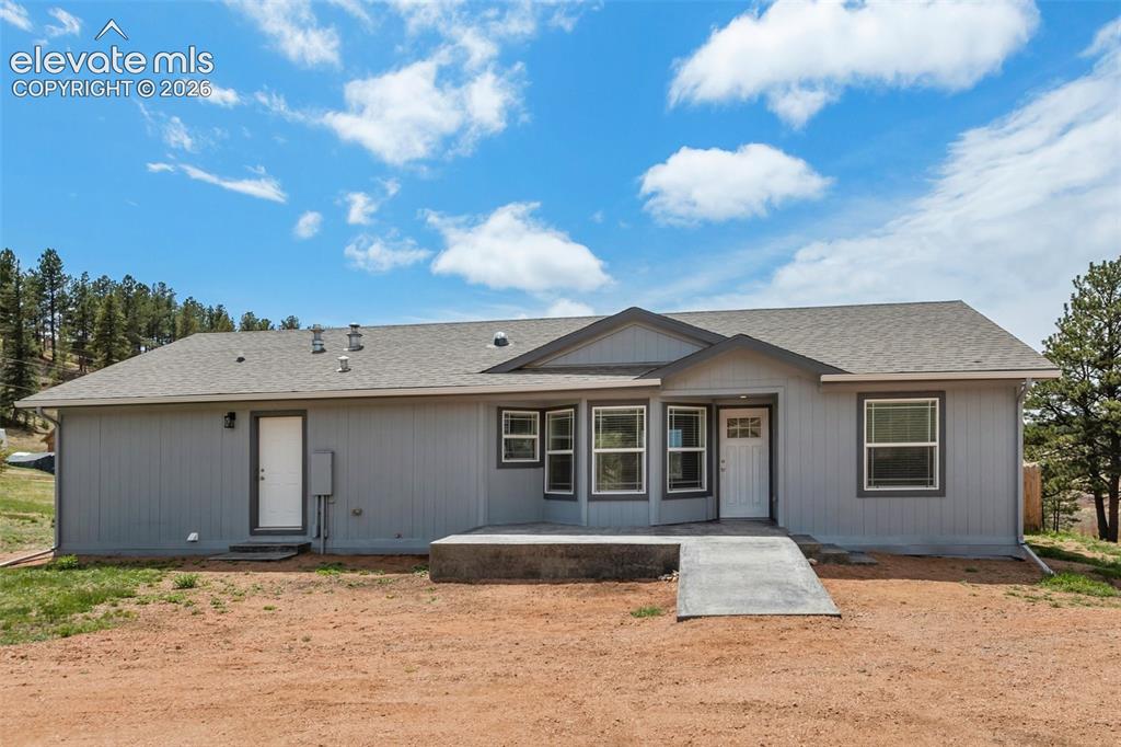 Image 40 of 45: Front view of property