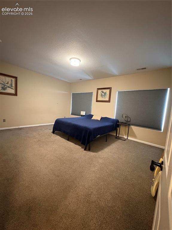 Image 10 of 14: Master Bedroom